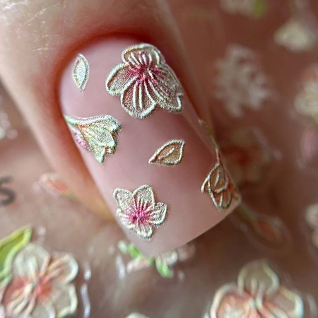  manicure stylizacja kwiaty 3d