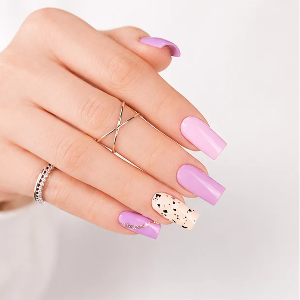 Fresh spring nail inspiration