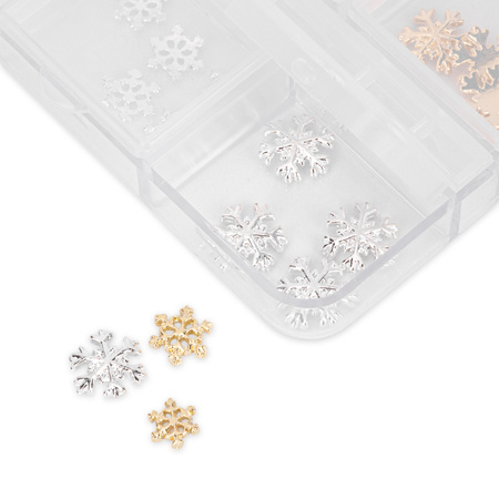 Christmas decorations: stars and snowflakes in a box, 5 x 6 designs, 30 pieces