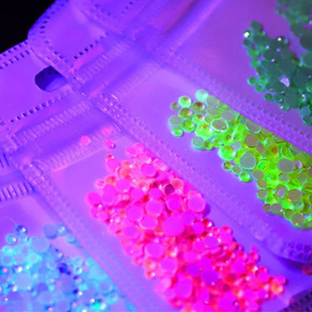 Opal Glow Night-Strasssteine – im Dunkeln leuchtend, verschiedene Größen, Nr. 2, ca. 250 Stück