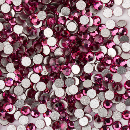 SS10 Fuchsia Glass Nail Rhinestones, approx. 1,440 pieces per pack