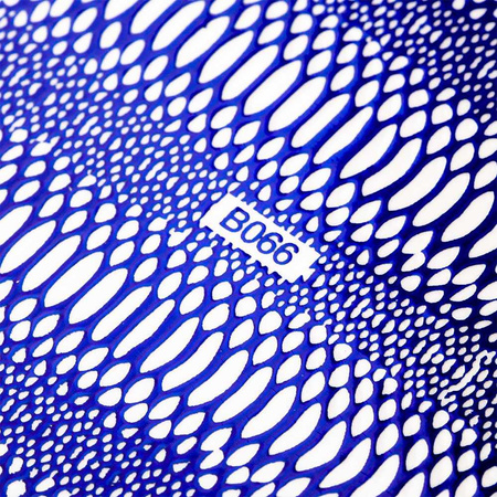 Dünne, selbstklebende, schillernde Nagelaufkleber in Schlangenhautoptik – Snake Skin Blue