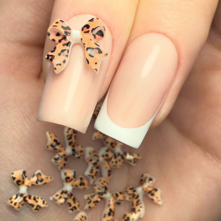 Box with 3D bow decorations Molly Nails leopard print 45 pieces