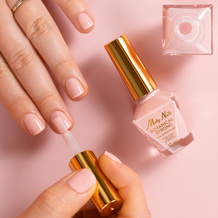 Schützende und stärkende Nagelpflege „3-Step System Botanical Strong Nail Conditioner“ von MollyNails, 10 ml