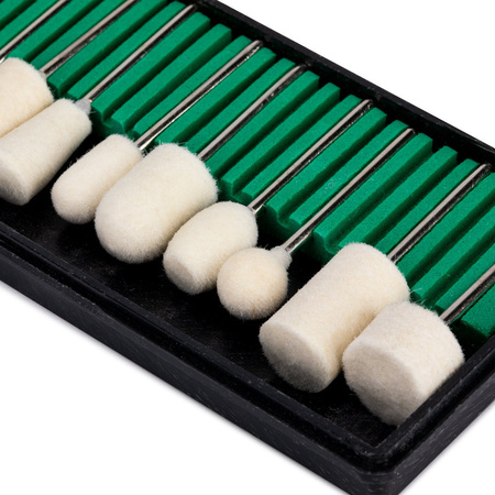 Set of 13 polishing cutters