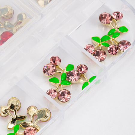 Estuche con adornos de cerezas con circonitas de Molly Nails, 36 unidades