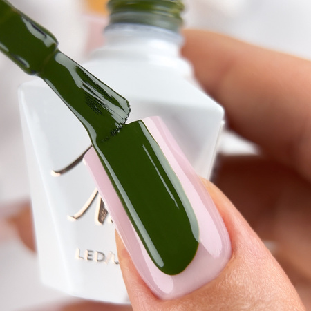 Lakier hybrydowy LED/UV Gel Polish The Trend Edit Nr 304 Evergreen MollyNails HEMA/Di-HEMA Free 8g
