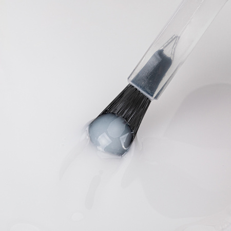 Aufbaugel in der Flasche mit Pinsel „Gel in Bottle“ von Molly Nails Pro Salon, milchig, HEMA/Di-HEMA-frei, 15 g