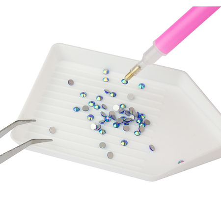 Kit de décoration des ongles avec des strass : applicateur, cire, plateau et pince à épiler